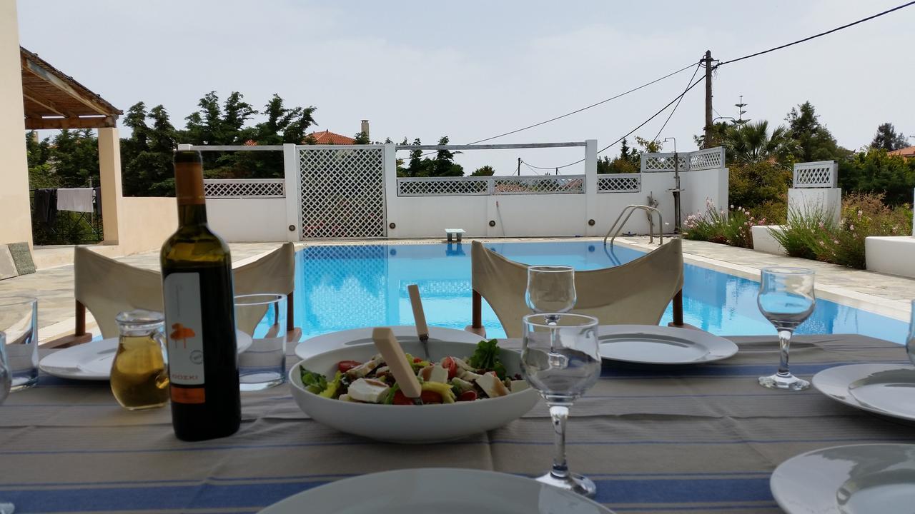 Villa Costa Hydra Plépi Exterior foto
